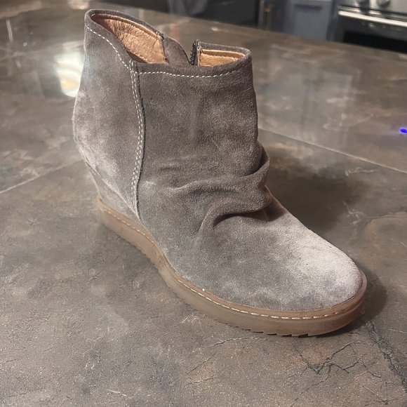 Sofft Booties - Picture 2 of 3